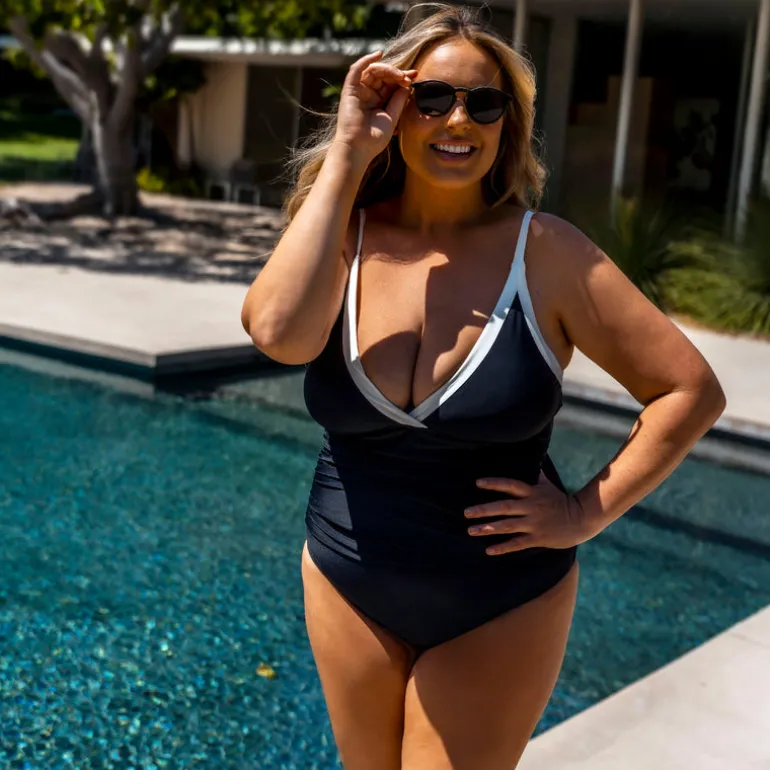 Jantzen MIDNIGHT GLAM DEBBIE ONE PIECE^ Solid Color Suits|One Pieces